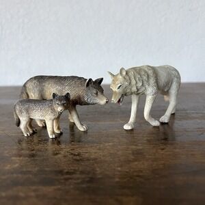Mojo Mother Wolf And Wolf Cub Pup And Terra Male Wolf Lot Of‎ 3 Wildlife Figures